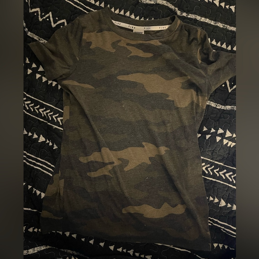 PINK super soft crew neck tee in camo